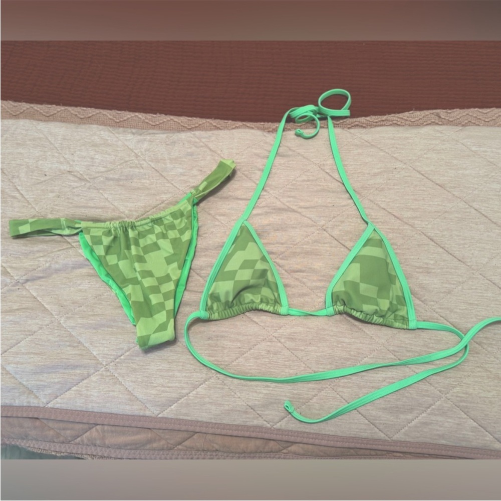 Blackbough Green checkered bikini - top M bottom L